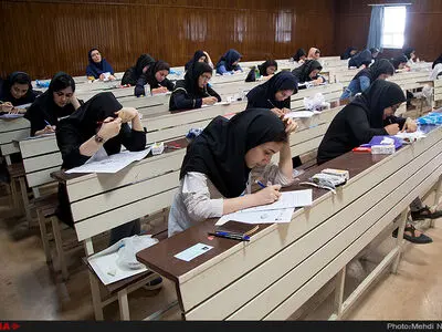 ۲۲۷ هزار داوطلب استخدام در دستگاه‌های اجرایی/ تنها ۴۵۰۰ نفر استخدام می‌شوند