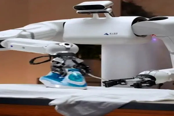 ربات خانه دار هم از راه رسید + فیلم