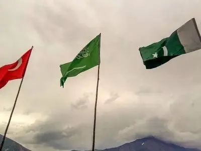 توافقنامه مکه علیه هیچ طرف مشخصی جهت‌گیری ندارد. 
