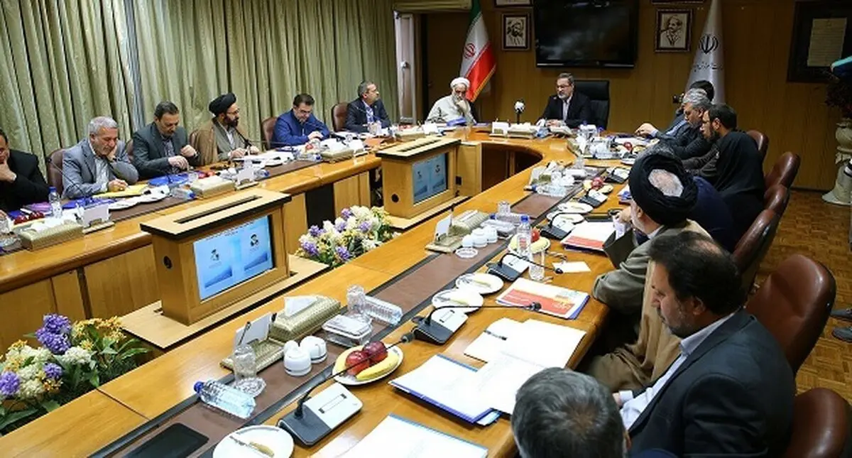 در دنیای آشفته امروز "نماز" تنها ناجی دانش‌آموزان است