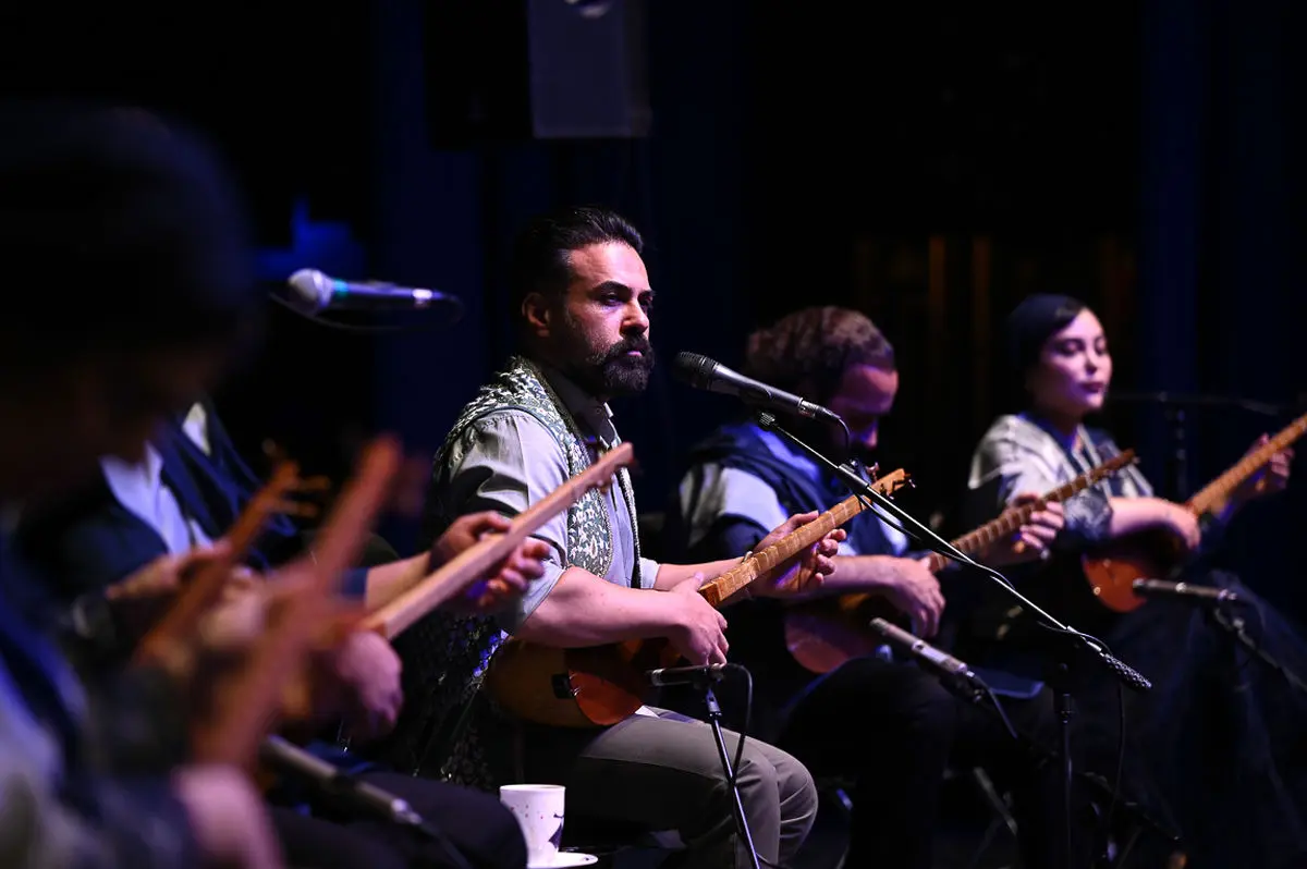 کنسرت هژیر مهرافروز و گروه «نسل خلیل» در تالار وحدت/حرکت روی مرز «نیایش» و «موسیقی معاصر»