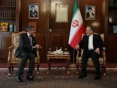 دیدار گروسی با عراقچی در تهران