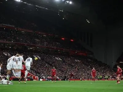 لیورپول 0-0 لیدز: قرمزها در آنفیلد متوقف شدند