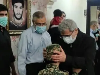 سردار قاآنی با خانواده شهید «حسن عبدالله‌زاده» دیدار کرد