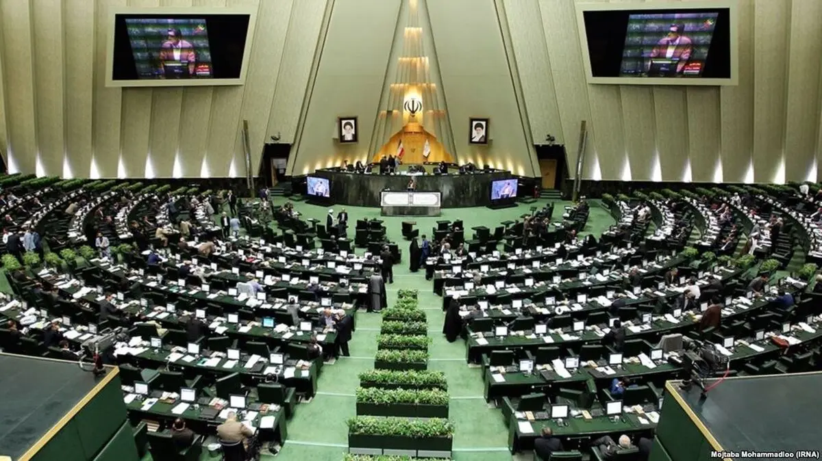 انقلابی بودن در انتخاب استاندار مهم تر از بومی‌گرایی است/ کلنگ استان شدن قزوین را یک  غیربومی به زمین‌ زد