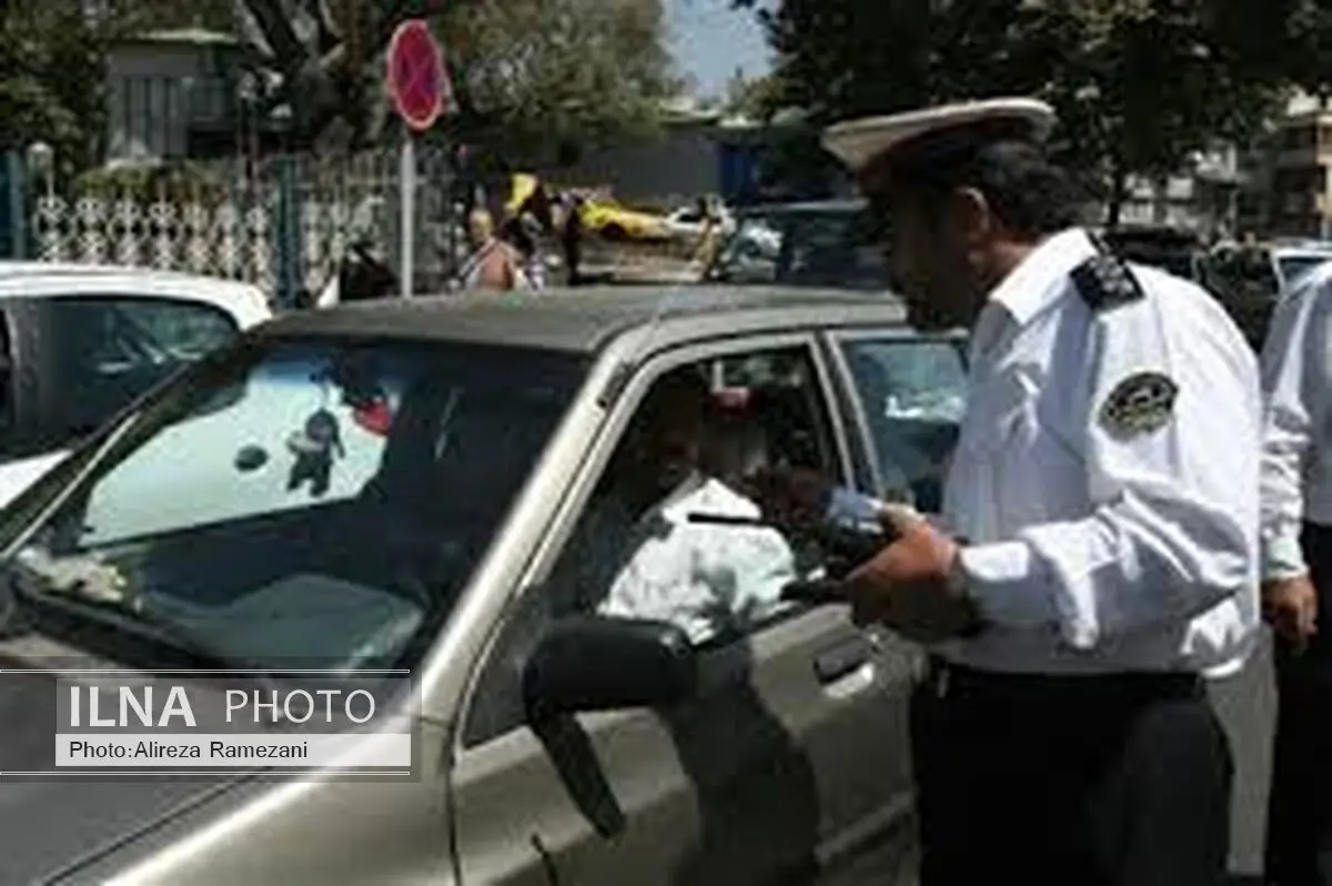 توقیف خودروی پراید با بیش از 32 میلیون ریال خلافی 