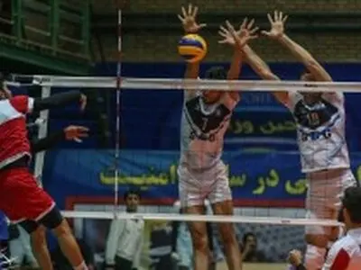 سومین مصاف تیم قزوین و کرمان در پلی آف
