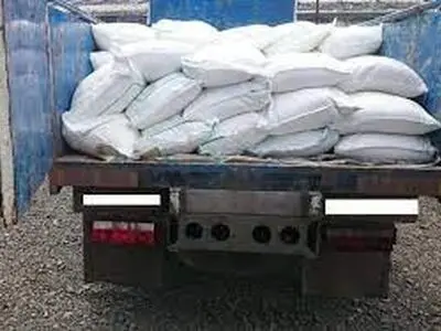 توقیف محموله قاچاق ۲۷ تنی شکر در "الیگودرز "