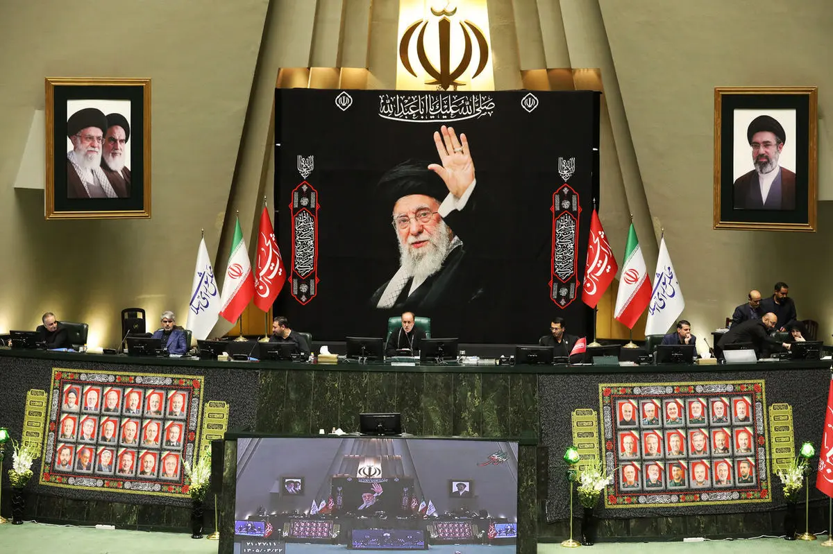 سخنان موافقان و مخالفان اصلاح «سازوکار برگزاری جلسات مجلس در مواقع اضطرار»