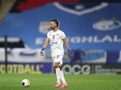 پیام انگیزشی رامین رضاییان به بازیکنان آکادمی استقلال پیش از نبرد با النصر