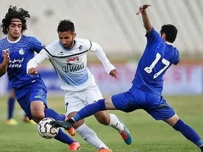 دایی‌فرهاد لوکوموتیو‌ را نجات داد/ پیکان در کیلومتر آخر پنچر شد/ویسی حریف اکبر اوتی در پلی‌آف