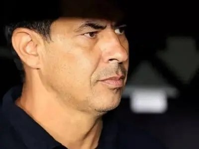 ابهام درباره نیمکت استقلال: سرنوشت کاریله در انتظار پاسخ نهایی