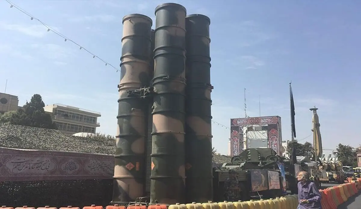 للمرة الاولى.. نشر صواریخ إس 300 وإس-200 وسط طهران!