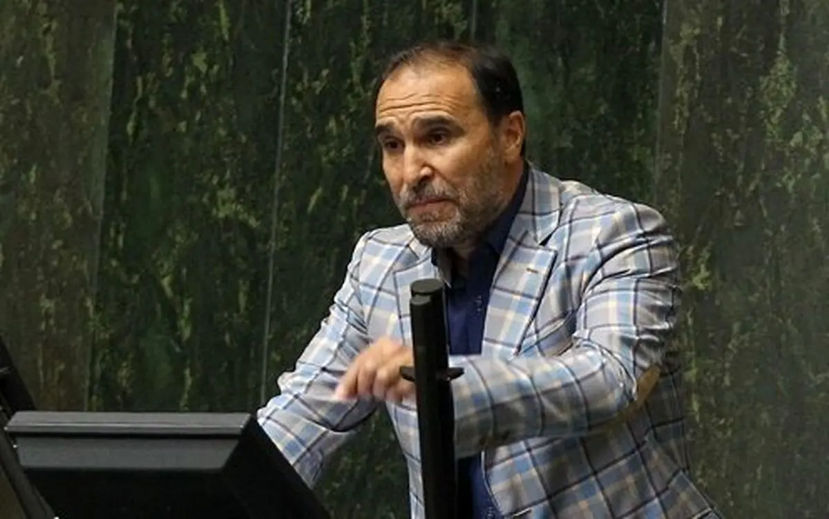 تبعیض در پرداخت حقوق ها مورد توجه مسئولان قرار بگیرد