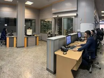 پاسخگویی شبانه‌روزی مرکز «ارتباط با مشتریان» بانک‌پاسارگاد به هموطنان