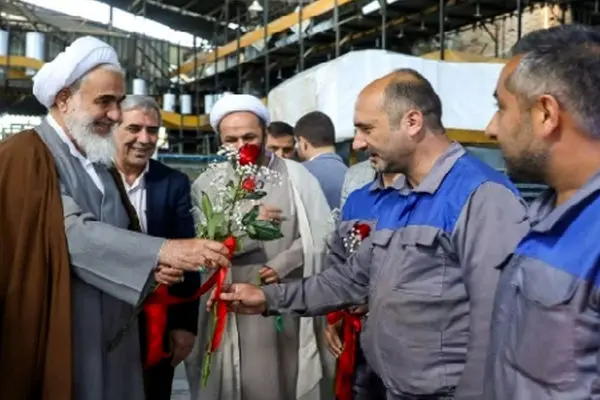 نماینده ولی فقیه از کارگران استان قزوین قدردانی کرد