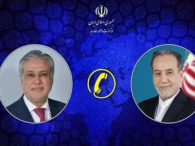 وزیر الخارجیة الباکستاني يبحث مع عراقجي العلاقات الثنائیة و التطورات الدولیة