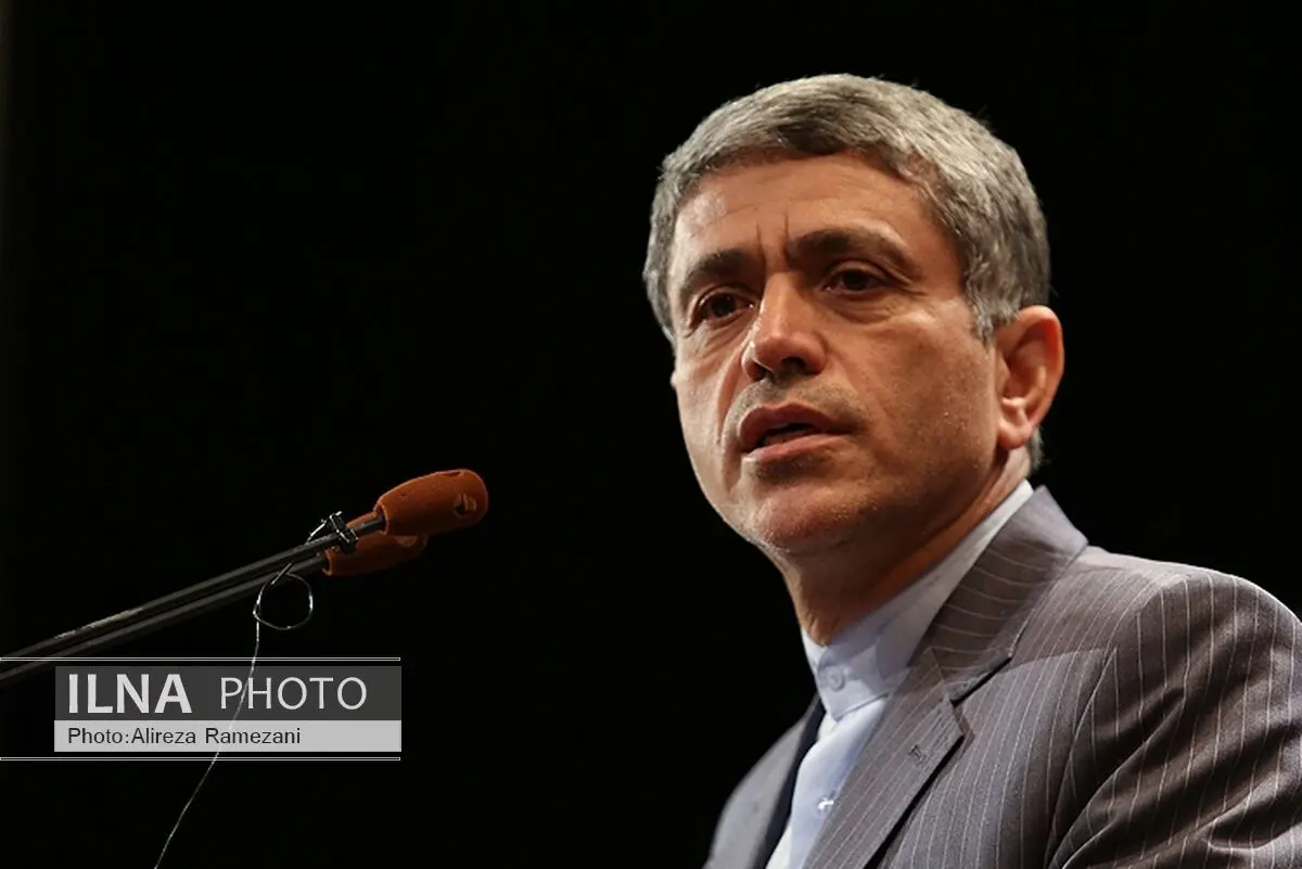 حضور وزیر اقتصاد در اتاق بازرگانی، صنایع و معادن تبریز