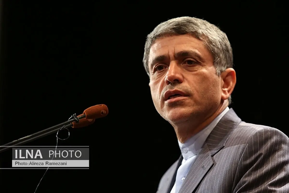حضور وزیر اقتصاد در اتاق بازرگانی، صنایع و معادن تبریز