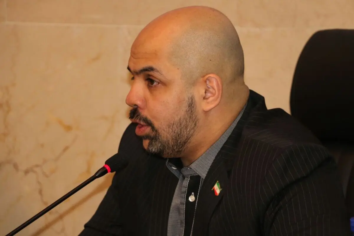 عنصری:  فدراسیون رزمی در مورد انجمن ملی کیک بوکسینگ شفاف سازی  کند
