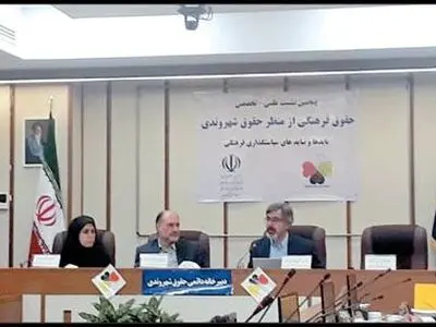 اگر می‌خواهید فضای مجازی را فیلتر کنید، باید مردم را قانع کنید/دولت‌ها در ایران در همه چیز مداخله می‌کنند 