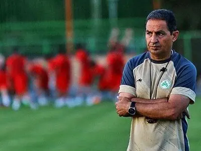 نمازی: از یکی دو بازیکن انتظار بیشتری دارم / کرار بازیکن باهوشی است