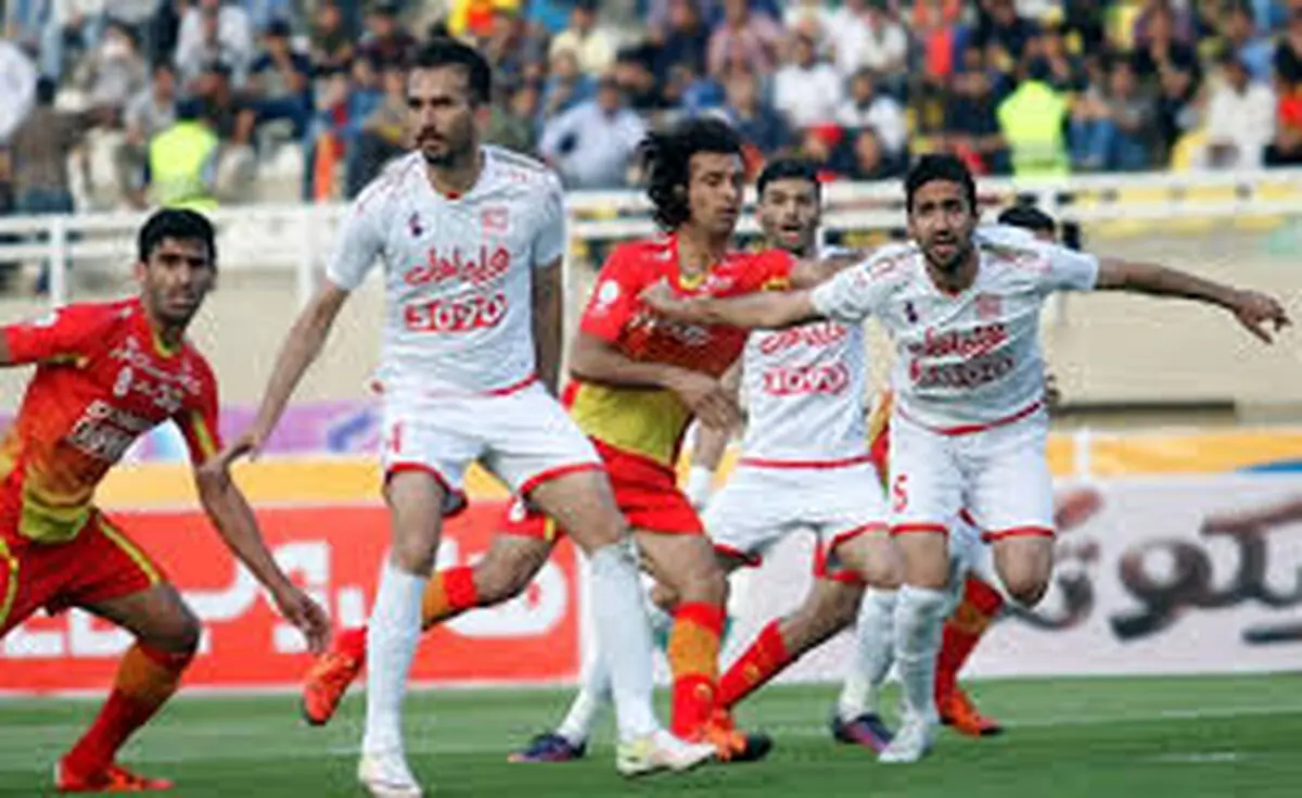 تراکتور 1-1 فولاد/ پرشورها برای سرخابی ها بازی کردند