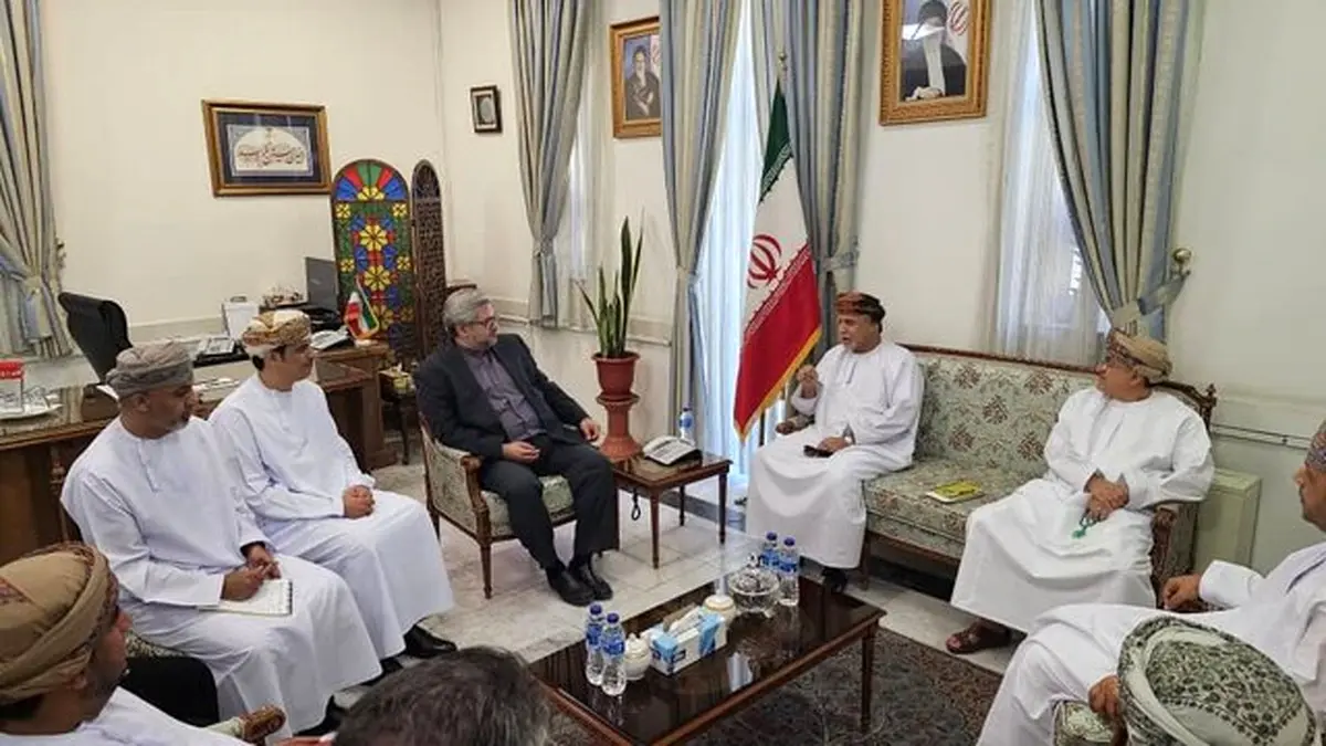 دیدار مقامات کنسولی عمان و ایران