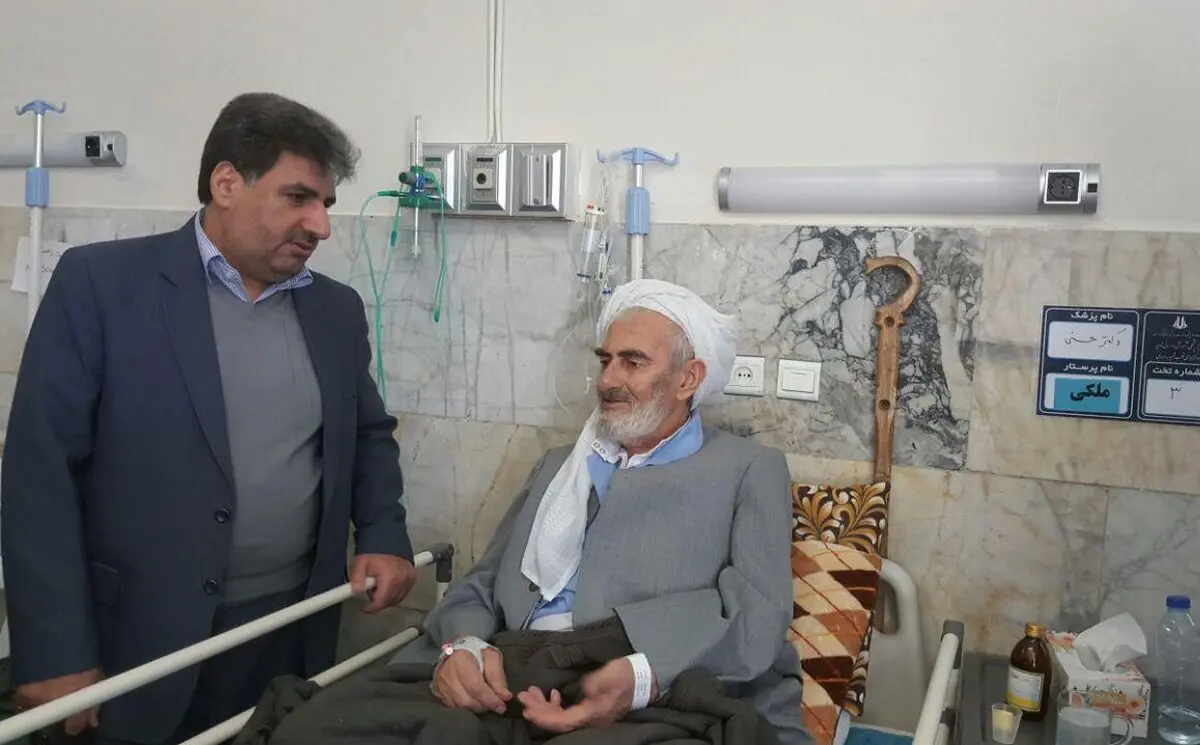 عیادت مدیر کل کمیته امداد کردستان از امام جمعه روستای نگل