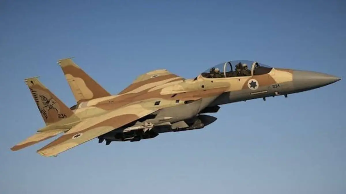 بقایای جنگنده F_15 در فرغون + عکس