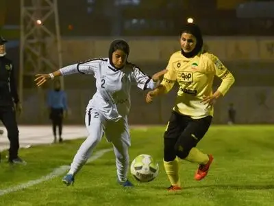 تساوی سپاهان و ملوان در شب پیروزی شهرداری سیرجان 
