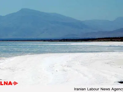 نسل‌ آینده درباره دریاچه ارومیه از ما بازخواست می‌کند