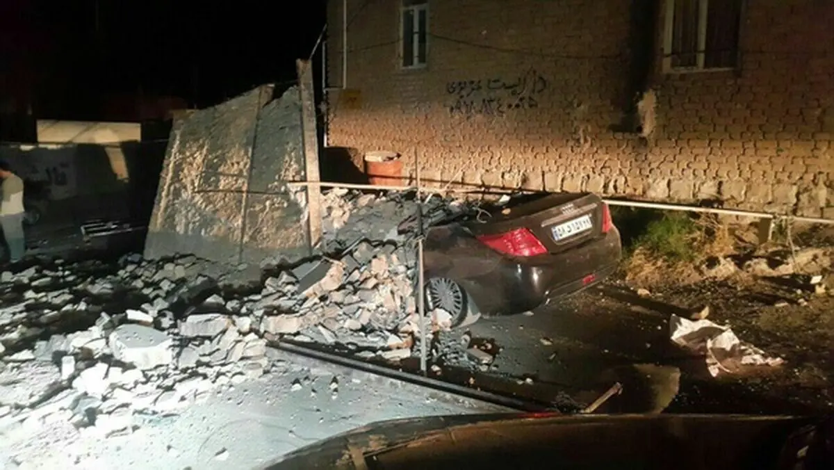 Quake death toll rises to 350 in western Iran