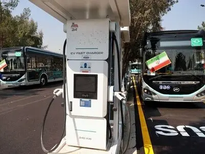کاهش نرخ تعرفه ایستگاه‌های شارژ خودرو، مطالبه رانندگان تاکسی برقی از دولت