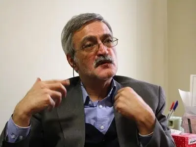 حلقه‌های پنهان در رسانه ملی به دنبال جریان‌های خاص/ نشان دادن بانوان بدحجاب در روزهای نزدیکِ انتخابات هدفمند است