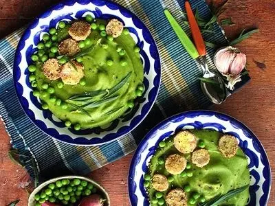 دستور تهیه 3 مدل غذای رژیمی و خوشمزه با نخود سبز