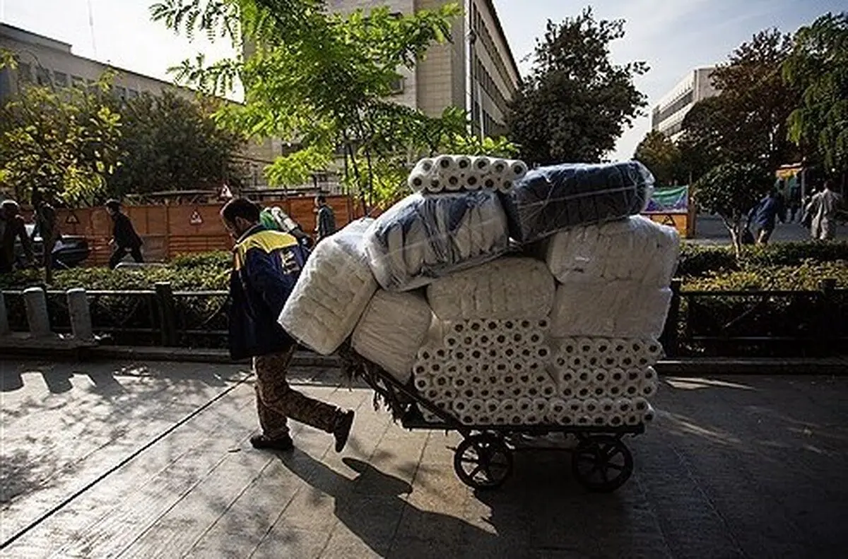 کارگران حمل و نقل بار و مسافر یاسوج ۱۰ ماه مزد طلبکارند