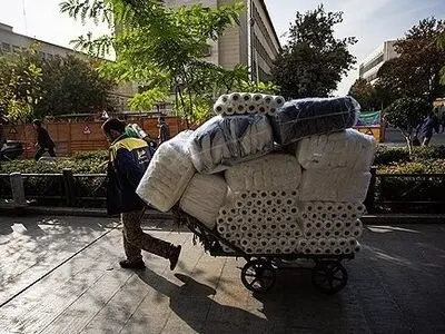 کارگران حمل و نقل بار و مسافر یاسوج ۱۰ ماه مزد طلبکارند