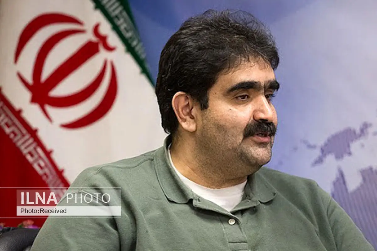 تبعیض میان دریافتی کارمندان و کارگران شرعی و اخلاقی نیست/ حدی برای زمانِ گفتگوهای مزدی تعیین نمی‌کنیم/ با ۲ میلیون و ۷۰۰ هزار تومان تنور مذاکره را گرم می‌کنیم