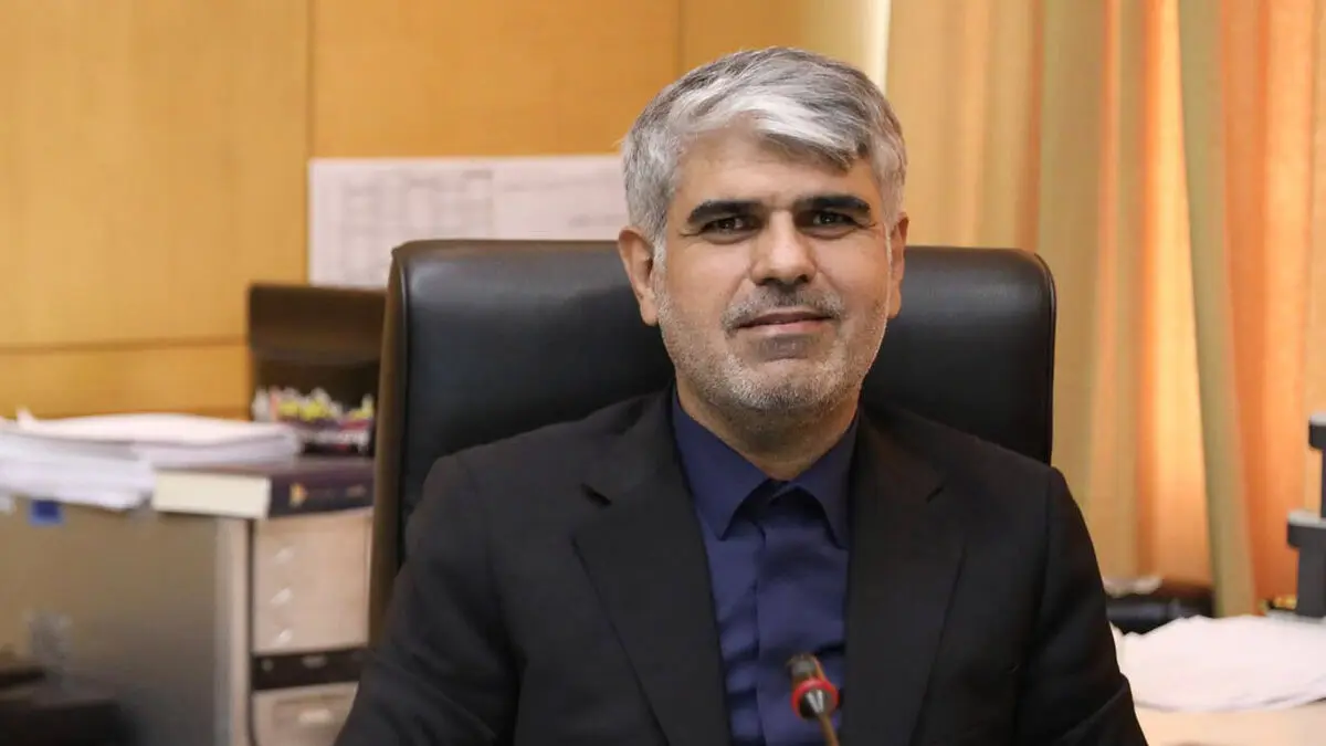 دولت هر چه سریعتر موضوع تبدیل وضعیت نیروهای شرکتی را حل کند