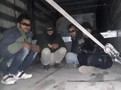 کشف ۳۶۶ قاچاق انسان در گمرکات کشور 