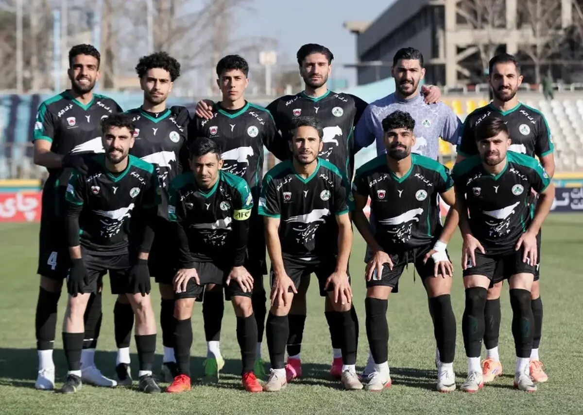 کسی در تیم کم کاری نکرده است