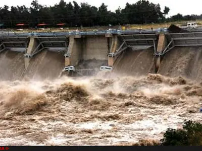 ۴ استان و ١٧ شهرستان درگیر سیل/ ٩ نفر جانباختند