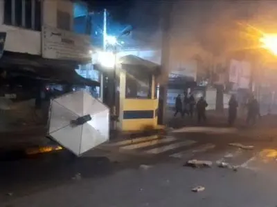 دستگیری عاملان حریق عمدی کیوسک راهور رضوانشهر