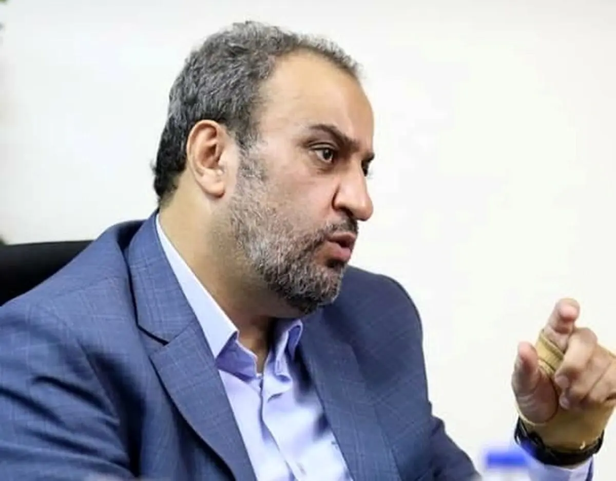 برخی از مسئولان چوب لای چرخ تولید فولاد مبارکه گذاشته‌اند
