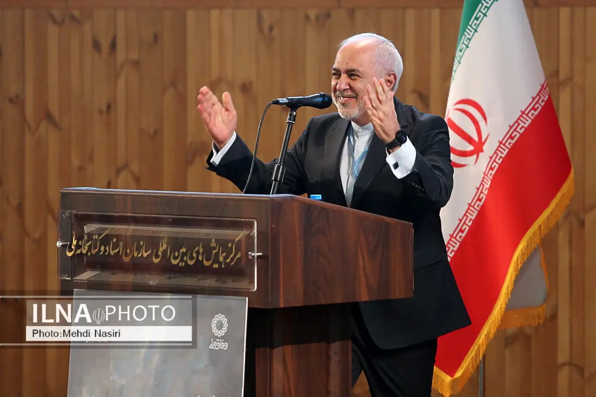 عزت به معنای انزوا نیست/ هیچ فشار و تهدیدی نمی‌تواند ایران را متوقف کند