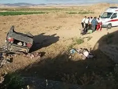 واژگونی خودرو در روستاری دره شور شهرستان لردگان سبب مصدوم شدن معلم و دانش آموز شد