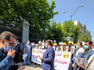 قانون طبقه‌بندی و تبدیل وضعیت را اجرا و پیمانکاری‌ها را منحل کنید