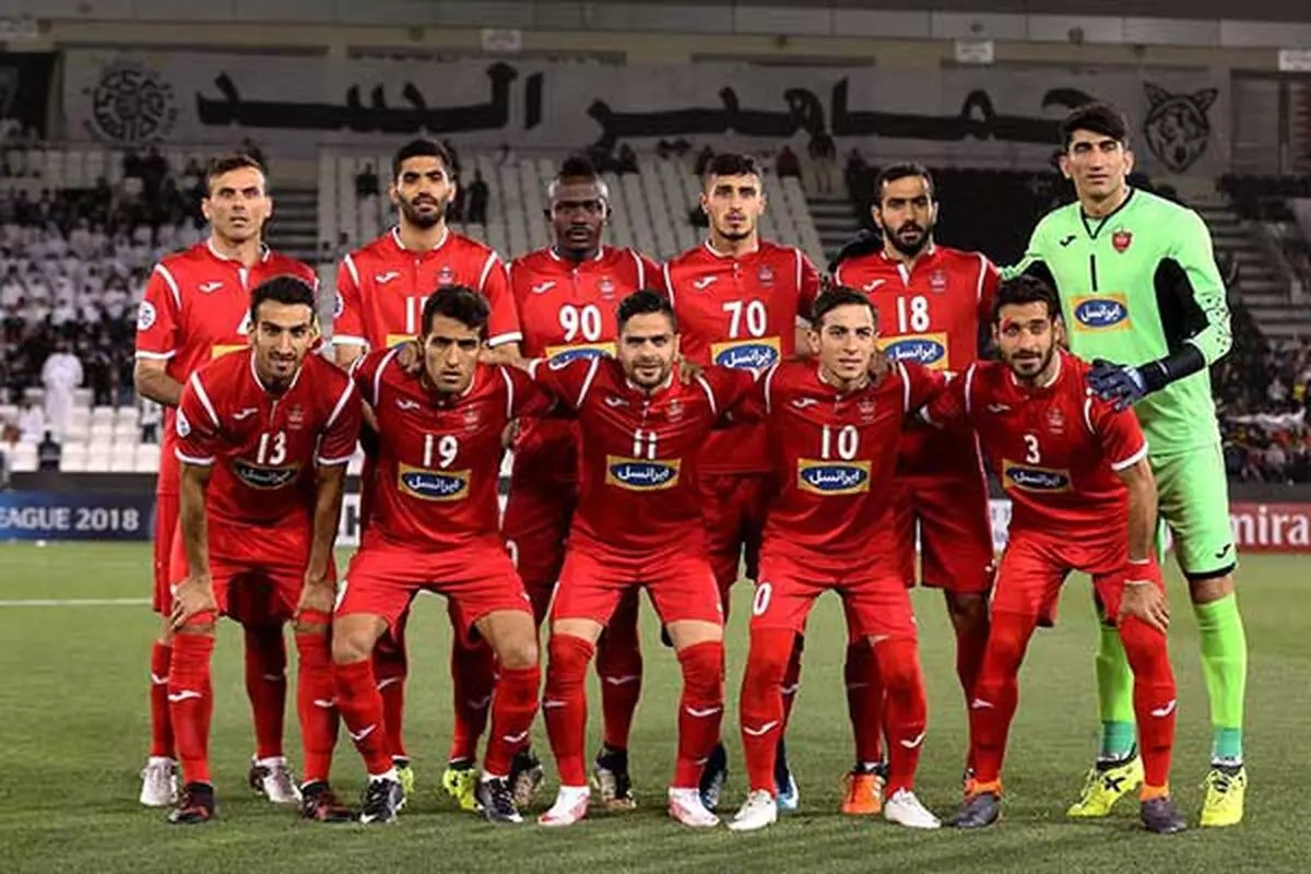 رونمایی از پیراهن پرسپولیس و نسف قارشی (عکس)