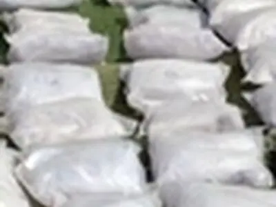 کشف ۸ کیلو هروئین از داخل رکاب خودرو